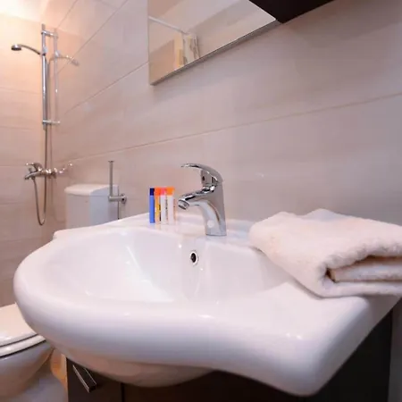 Apartment Apartments Evelj - Comfort Studio With Shared Terrace And Sea View Dubrovnik